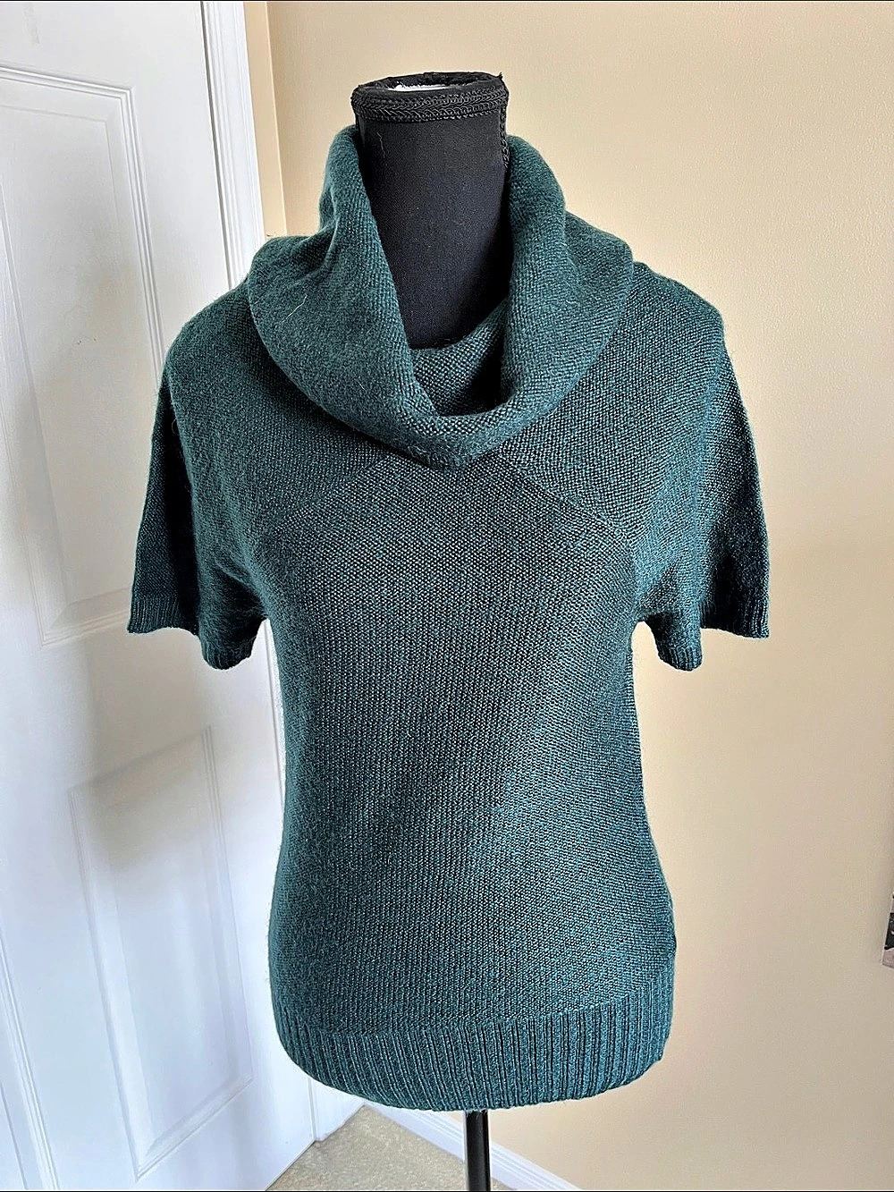 Suzy Cowl Neck Short Sleeve Sweater in Green Size Small NWT